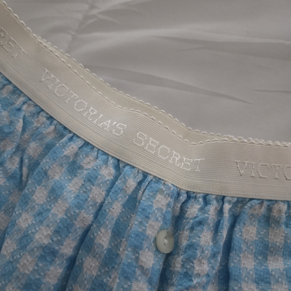 🧡 2/$7 or 3/$11 Victoria's Secret Blue & White Gingham Shorts - Picture 2 of 3